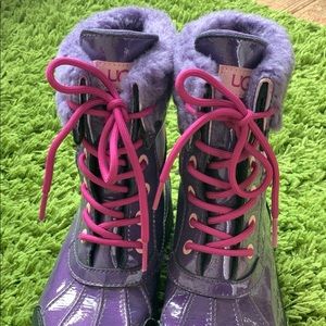 UGG Australia Girls Waterproof Snow Boots Size 4 Youth